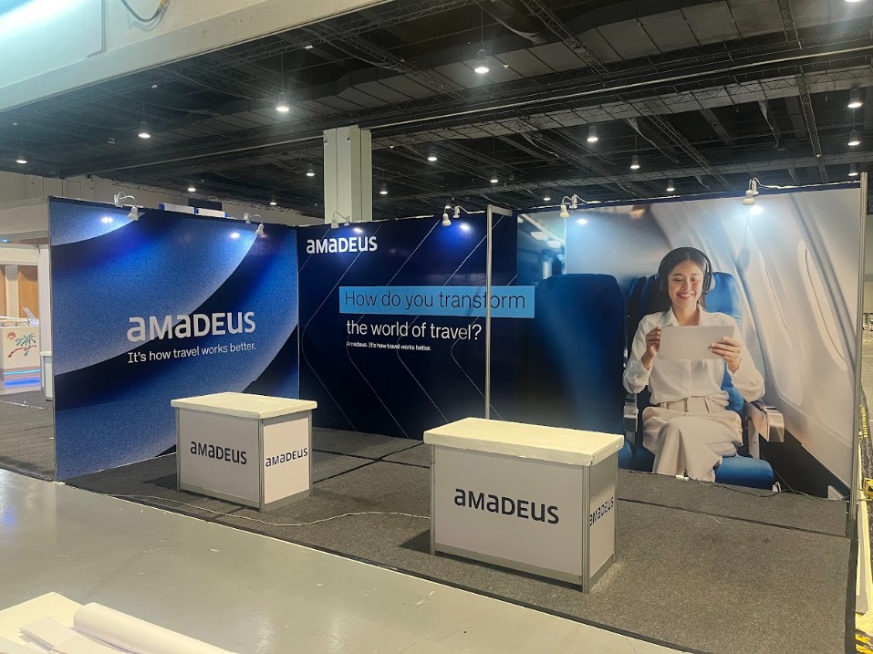 Exhibit booth